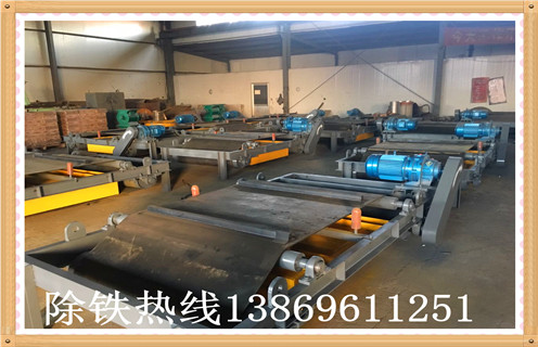 永磁自卸式除鐵器應用建材廢鐵挖機鏟齒挖齒效果棒