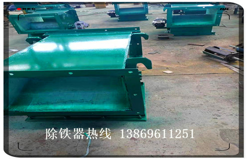 管道除鐵器，遼寧rcya管道除鐵器_遼寧rcya管道除鐵器廠家應(yīng)用安裝示意圖型12000高斯_可定制工作原理 