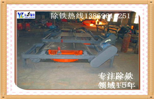 輸送帶除鐵器，山西輸送帶除鐵器內(nèi)部結(jié)構(gòu)-山西輸送帶除鐵器內(nèi)部結(jié)構(gòu)設(shè)計型號表_磁場強(qiáng)度標(biāo)準(zhǔn)范圍